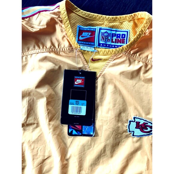 NIKE PRO LINE Kansas City Chiefs NFL On Field Windbreaker NWT - Men Sz XL - Picture 4 of 7